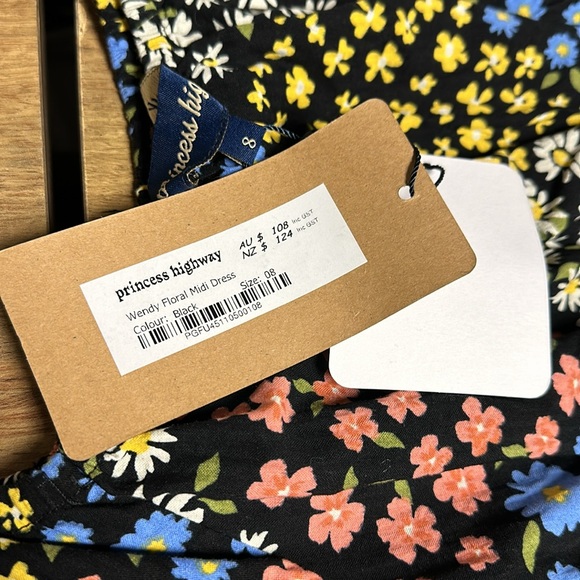 Princess Highway nwt Wendy cool floral print sweetness in the air dress - Picture 7 of 13